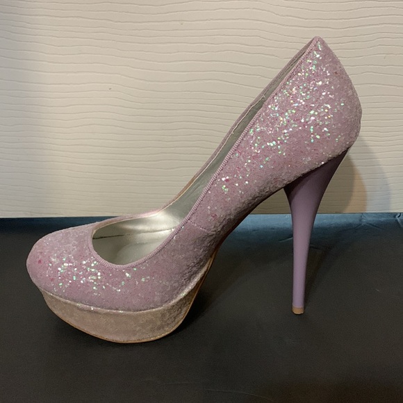 COPY - High heel - Picture 2 of 7